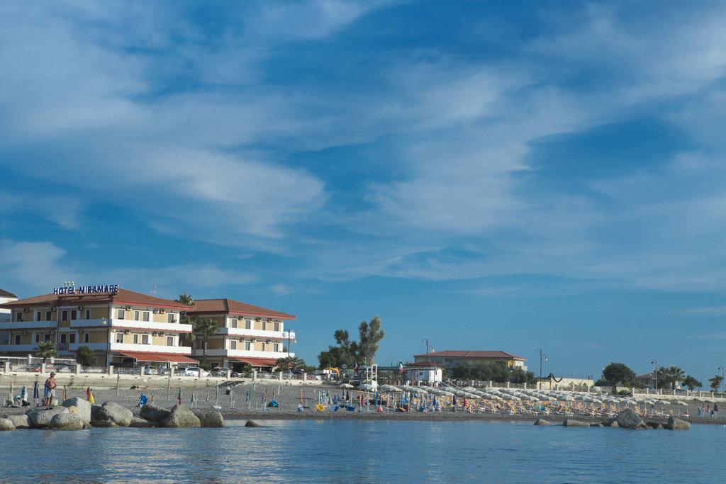 Hotel Miramare Cirò Marina Eksteriør billede