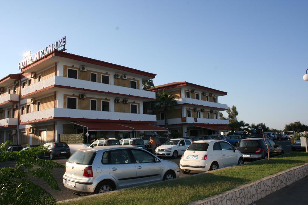 Hotel Miramare Cirò Marina Eksteriør billede