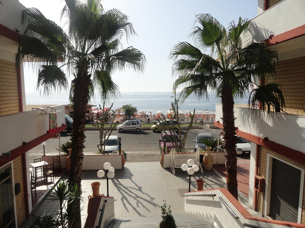 Hotel Miramare Cirò Marina Eksteriør billede