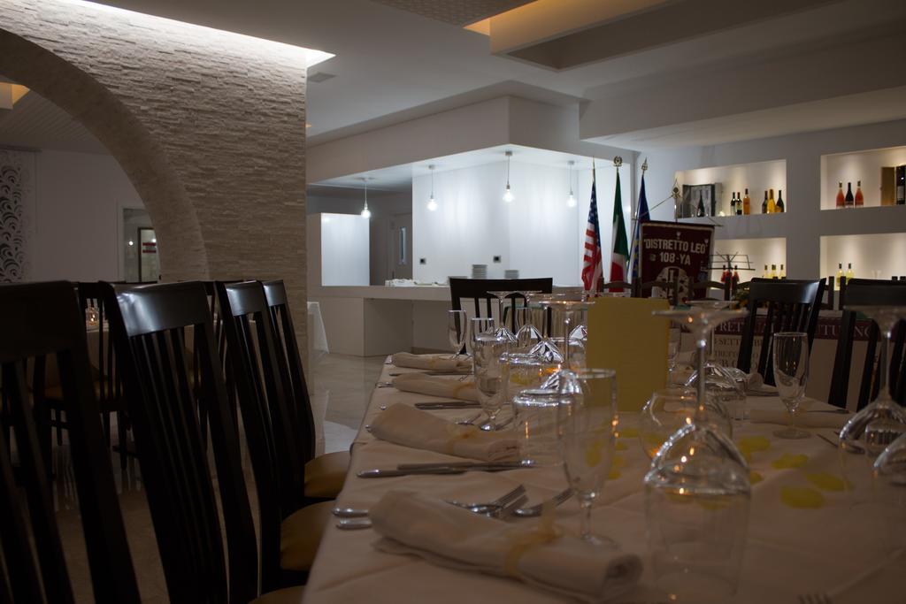 Hotel Miramare Cirò Marina Eksteriør billede