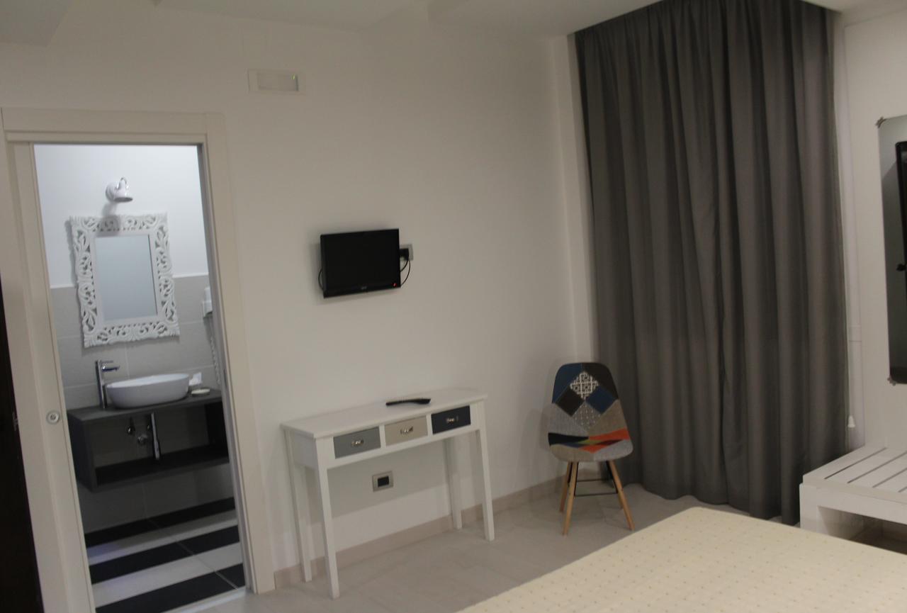 Hotel Miramare Cirò Marina Eksteriør billede